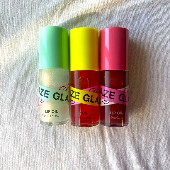 BNIB innBeauty Project Glaze Lip Oil Trio - Picture 2 of 2